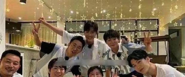 「肖战」新综艺节目镜头被删，代言全都打水漂，肖战被广告商“放弃”了