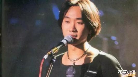 「周星驰」因为周星驰的拒演，反让黄家驹演成了经典，还狂揽4座奖杯打败了星爷