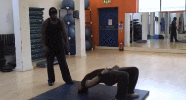 汤姆·哈迪：一张图告诉你，毒液的背部肌肉有多牛！