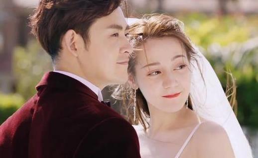 #迪丽热巴#《幸福触手可及》靠热巴颜值硬撑？两集服装换了14套，价位仅千元