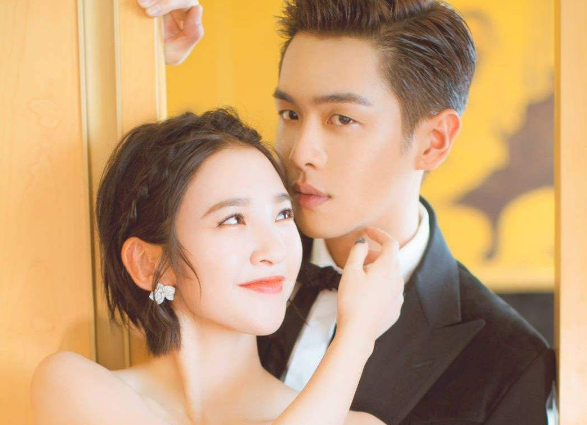 「张若昀」有种发育过猛叫张若昀妻子，模特旧照曝光，张若昀眼光真毒