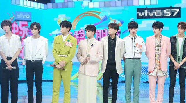 主持人|《快本》新主持人遭抵制，中学未毕业说话得罪人，妈妈还是老赖