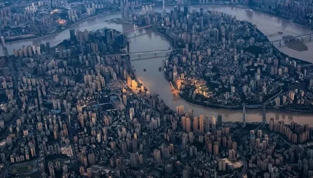 【阿狸地产说】重庆调高房产税起征点为19587元/平方米！这对楼市有什么影响？