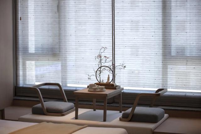 |素朴新中式，打造一方禅居，禅式空间更重视营造质朴、灵动的意境