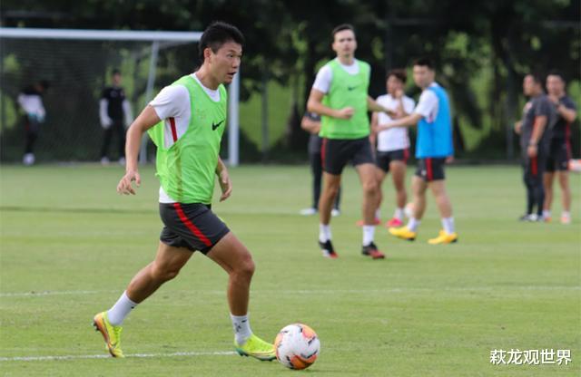 「中超」深足内部对抗 郜林PK普雷西亚多！多纳多尼：非常期待中超开赛