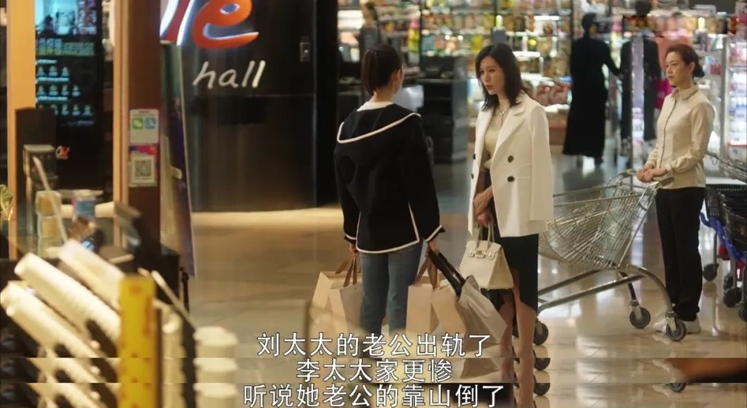 三十而已|《三十而已》：富豪太太圈为什么被团灭？其实她们都是顾佳的托