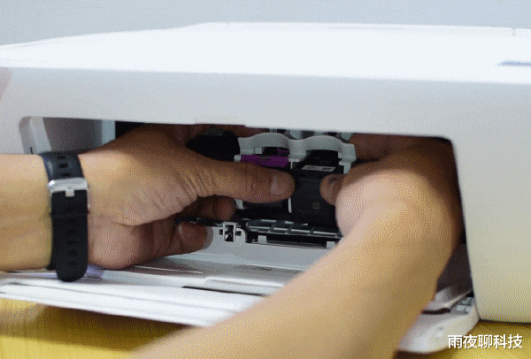 [小米科技]小米新品：打印复印扫描三合一，又是年轻人第一台