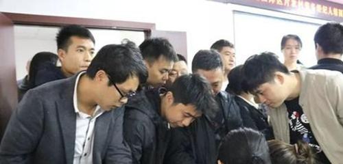 李刚|此行业“潜规则”藏不住了，开遍大街小巷，“此收入”返点很高！