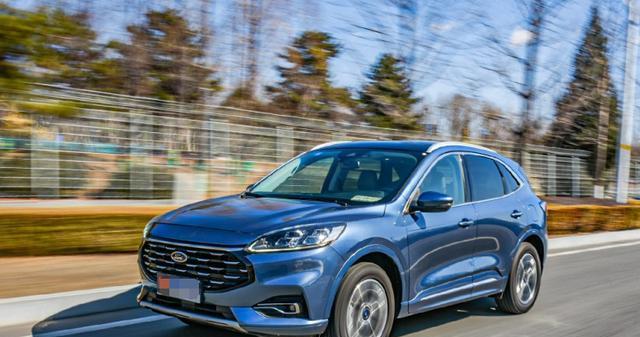 宝马X3：福特锐际和大众探岳怎么选？车主：对比后差距一目了然！