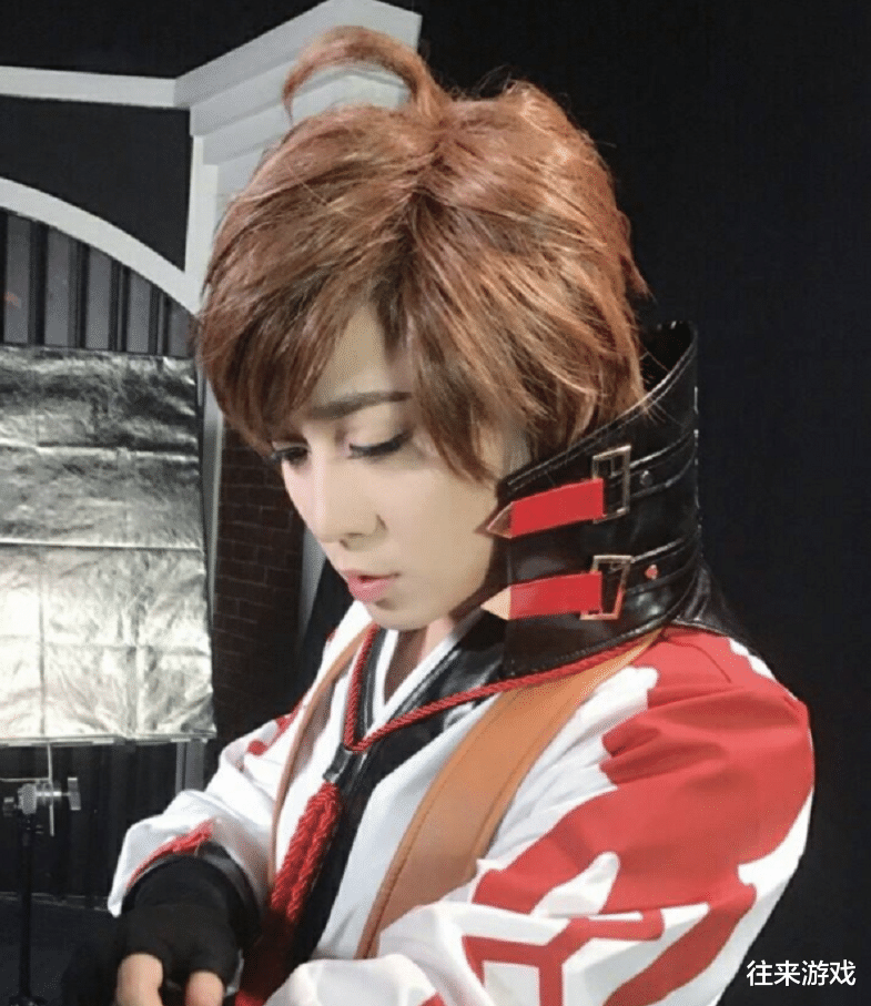 「张大仙」张大仙晒出cos李白照片，看清他的颜值，粉丝直呼：太帅了！