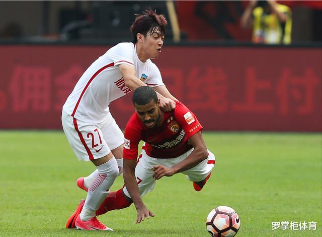 江苏苏宁:苏宁王牌新援已经现身,表现可圈可点,曾在亚冠轰进世界波!