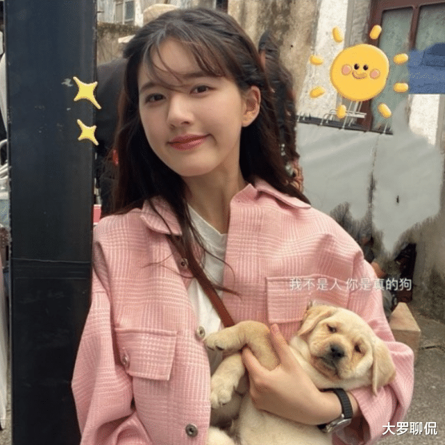 赵露思▲?赵露思成真正甜剧女王,新剧与174男主搭戏,两人拥抱身高差太甜