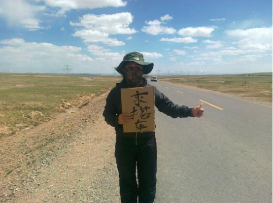 川藏公路|为何司机都怕川藏线上的背包女？司机哭诉：一上车就想让你听她的