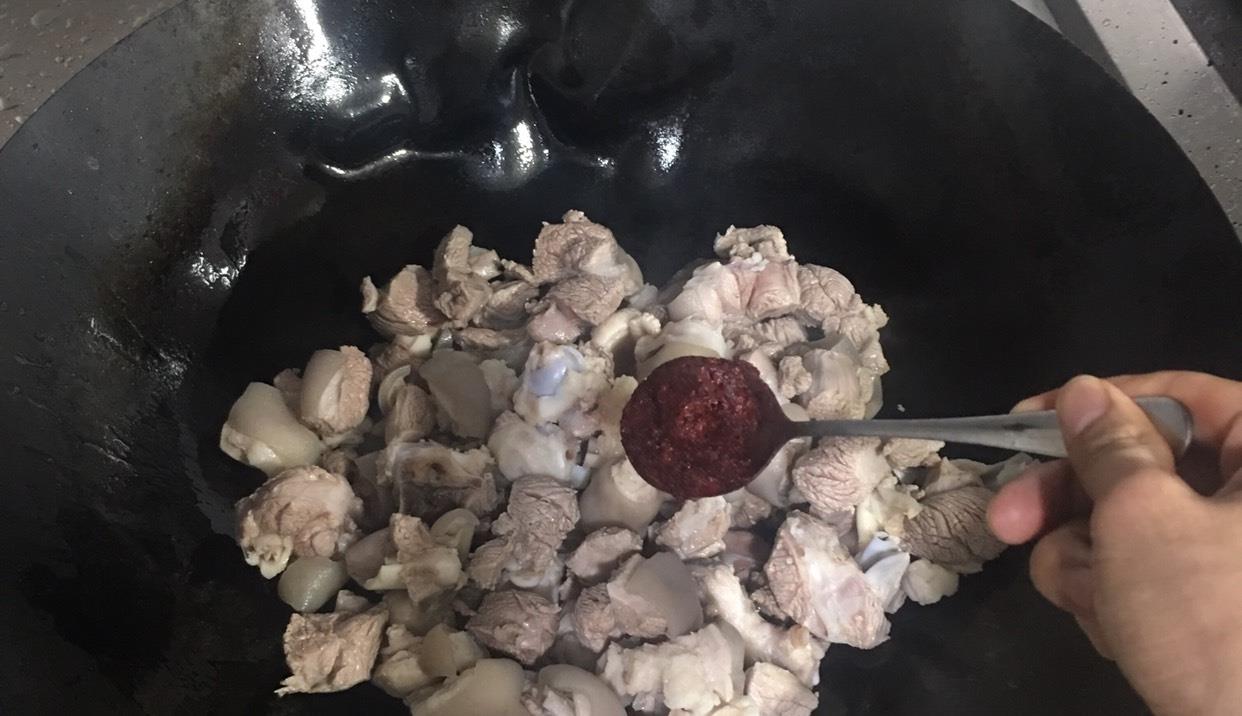 羊肉|它是“天然增高剂”，补钙比牛肉强，孩子三天两头吃，个子蹭蹭长