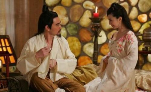 朱元璋▲朱元璋找3个人画像,前两个都被杀,只有第三个活着,你瞅他画了啥