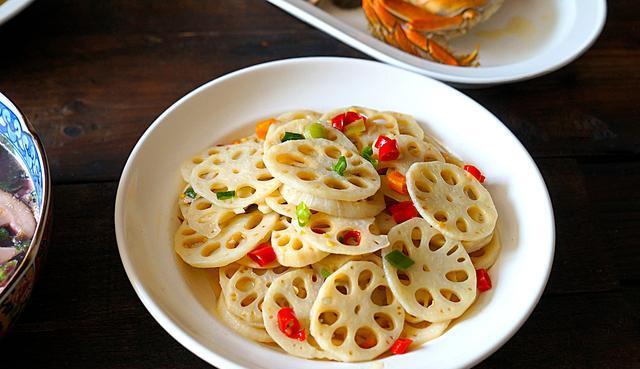 辣椒|晒晒神兽在家的午餐，精致又美味还不浪费，网友却觉得有点清淡了