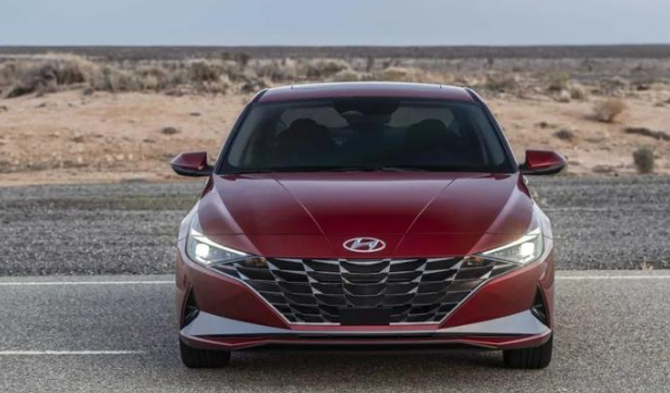 哈弗■绝对的“梦想座驾”，轴距2720MM，外观不输思域，关键起售8万元