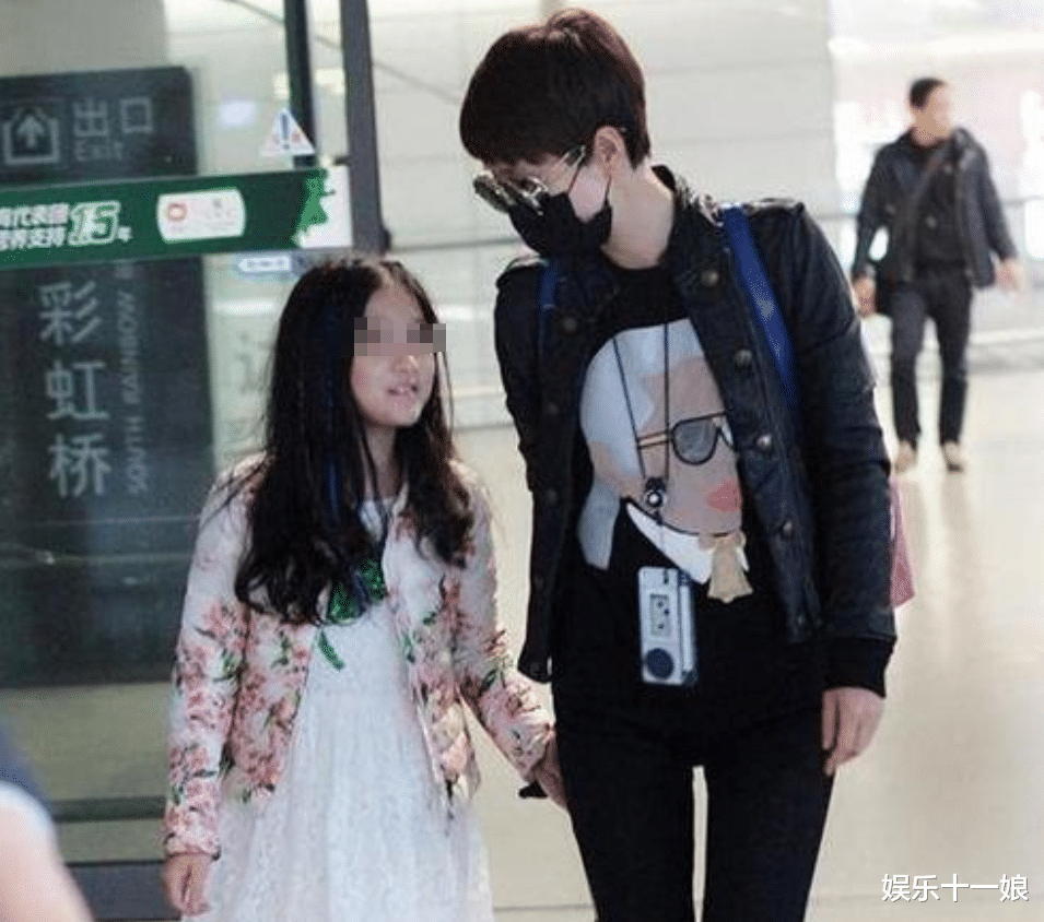 马伊琍|文章马伊琍离婚1年后,2女儿私下早已站队?网友:真的凉凉!