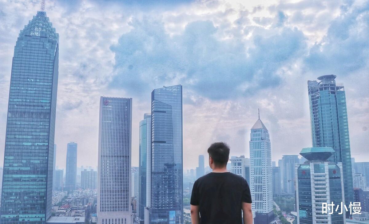 腾讯微博|美团CEO王兴称，想要创业去北京就成功了三分之一，你怎么看？