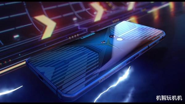 联想■最强骁龙865怪兽！联想拯救者真机照放出：外观设计脑洞大开！