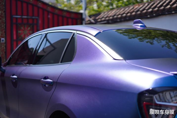 「领克03」哑光钻石紫魅蓝色领克03+是不是很香