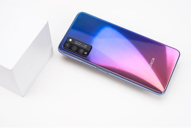 |三款值得入手的华为5G千元机，每一款都是高配低价，同价位竞争力十足！