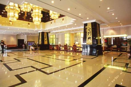 【京东】刘强东斥资27亿买下它，却不见开门营业，究竟为了啥？