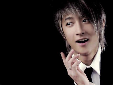 周杰伦:顶级流量肖战?周杰伦、林志颖、谢霆锋告诉你:什么才是真正流量