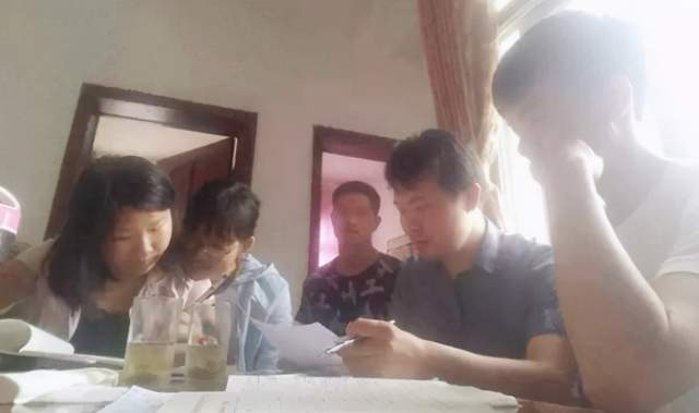 大学|他16岁成高考状元，22岁因抢银行被判10年，出狱后又考进985名校