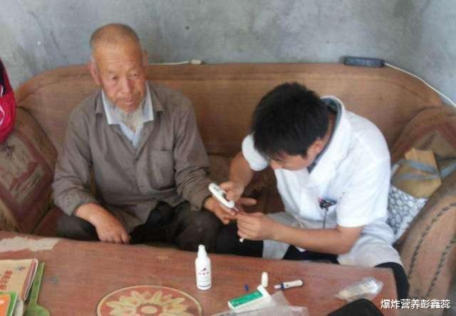 糖尿病@一旦患上了糖尿病，一辈子都应该忌口这4种食物，容易血糖飙升