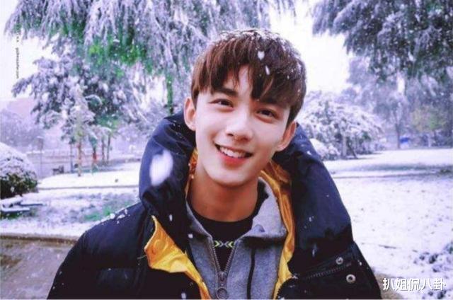 曾华倩|资本永远是无情的！吴磊曾是腾讯的亲儿子，这次却因为撕翻被永久封杀