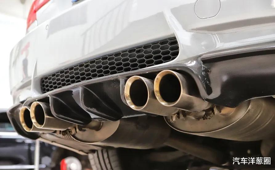 宝马：18万买奔驰AMG，23万买宝马M3，二手豪车价格超乎你想象！