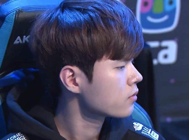 lck|S11首支银河战舰成立！取LPL和LCK各2人，这阵容至少花1亿