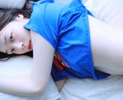 明星|为啥韩国的女明星,膝盖上都是红色的,事后一口咬定:我自己弄的