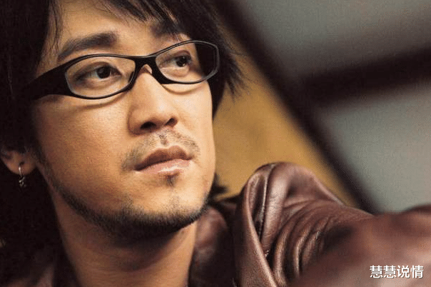 周传雄@一开口就能惊艳观众的周传雄,如今退出华语乐坛,现在过得怎么样