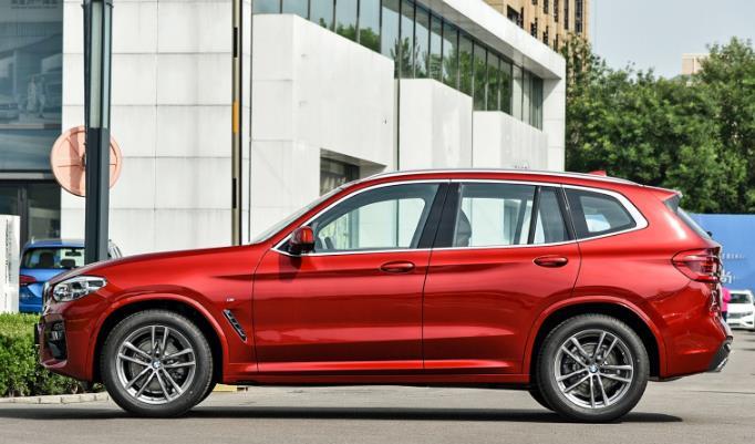 宝马X3|不要奔驰GLC而选了宝马X3，3600公里后，车主说了原因！