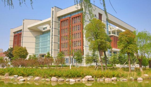 招生■二本压线分：报考这2所“理工大学”正合适，学校强悍专业很厉害