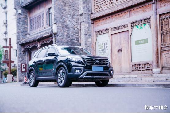 「起亚汽车」起亚智跑，性价比最高的紧凑型SUV，这个价格哈弗H6都眼红