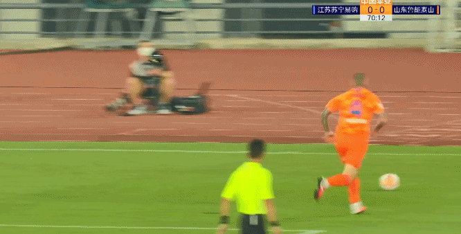 山东鲁能|中超10人鲁能0-0苏宁,新援首秀3分钟染红,佩莱特谢拉难进球