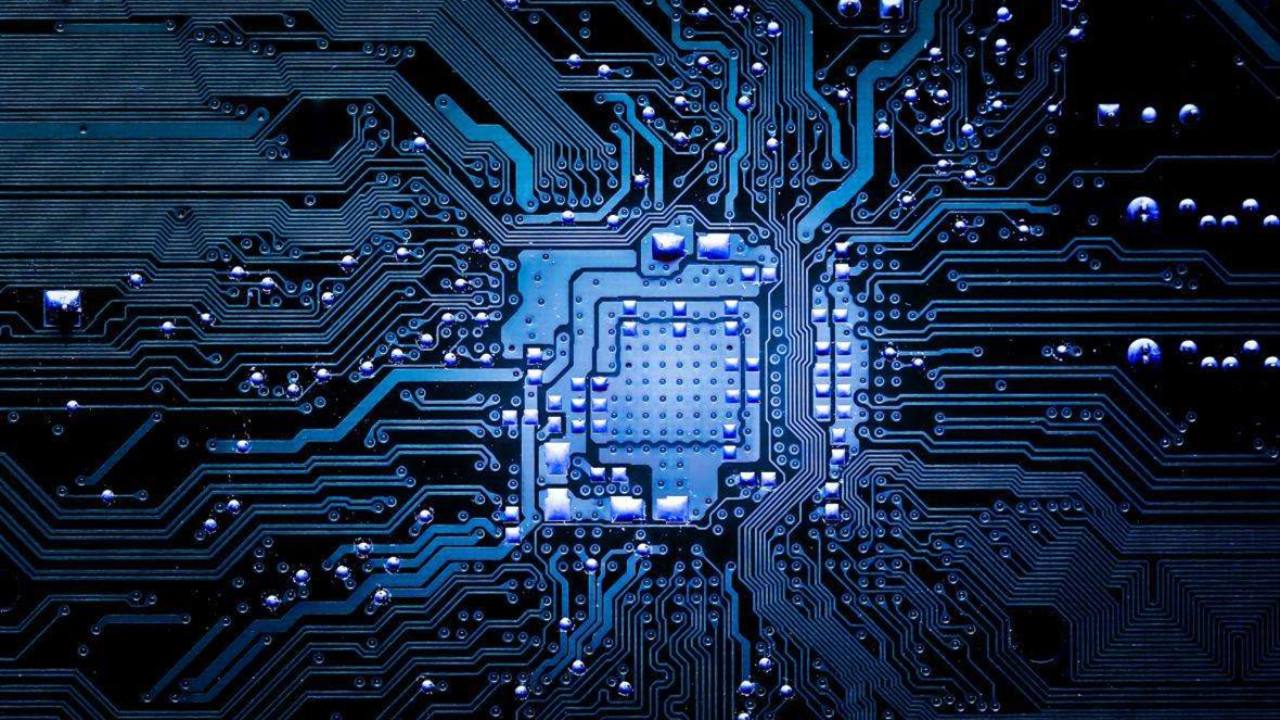 光刻机|荷兰光刻机终于到货！但并非EUV光刻机，和台积电差距拉大