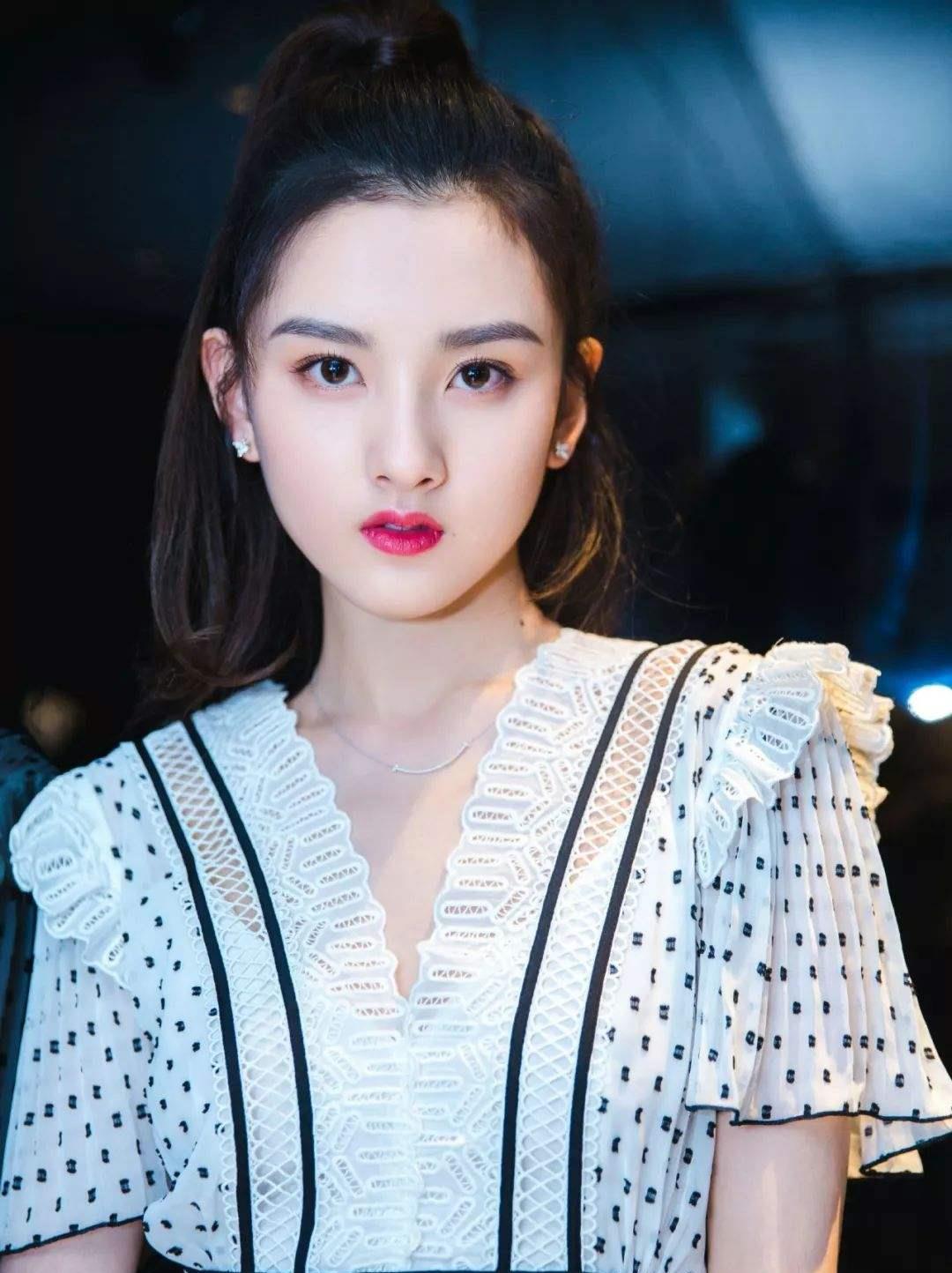 面膜@起床后若做到这几件事,颜值变高,皮肤光滑又细腻,很多人做不到