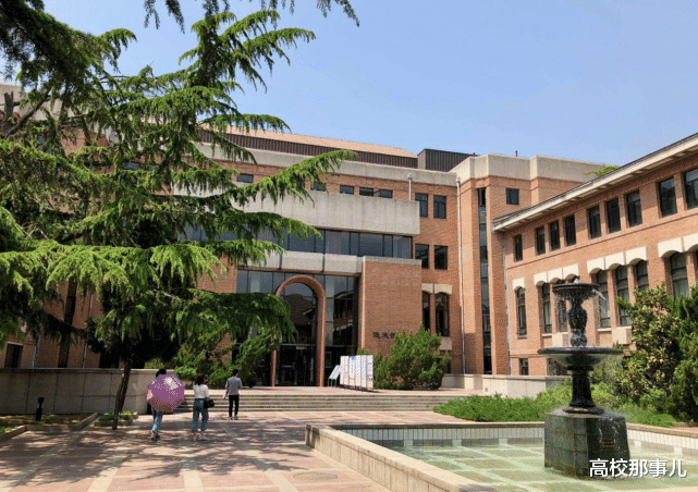 清华大学|985高校集体遇冷，连清华大学也招不够人，今年的名校怎么了？