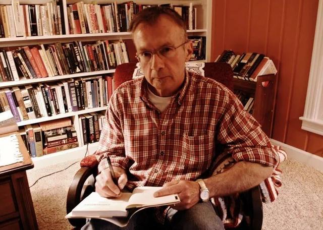 罗伯特·帕丁森|9月最顶级的阵容，来自这部R级片