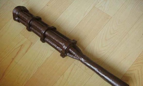 「电影」为什么连军队都不愿装备的手枪, 却在无数国际影视剧中频频出现