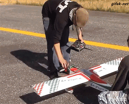 饺子|南北方差异有多大?三人四个菜,服务员死活不让点了直接拿走菜单!