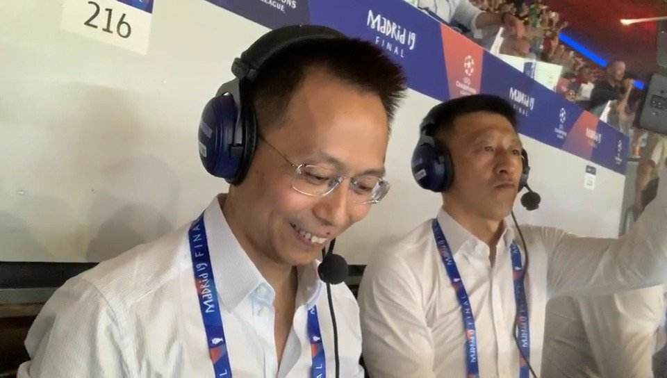 詹俊|为做体育部实习生他拒绝奔驰宝马!英超“头牌”詹俊,是怎样炼成的?