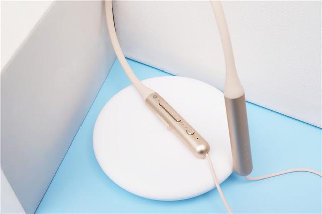 电子商务|外观时尚、Hifi音质，1MORE时尚蓝牙耳机 Pro体验