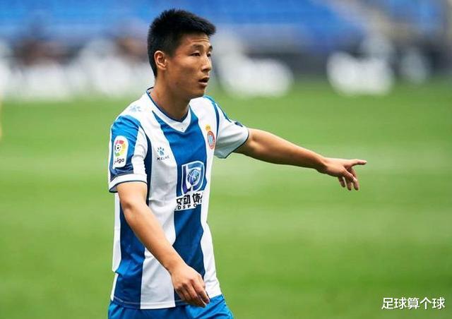 [武磊]一场1-3令武磊瘫倒在地！武磊跑位队友就不传，阿韦拉多一脸懵逼