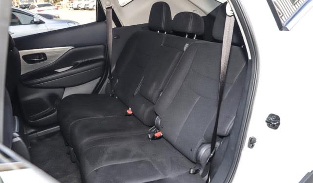 楼兰|楼兰打响“价格战”!跌破19万,性价比没对手,要啥汉兰达