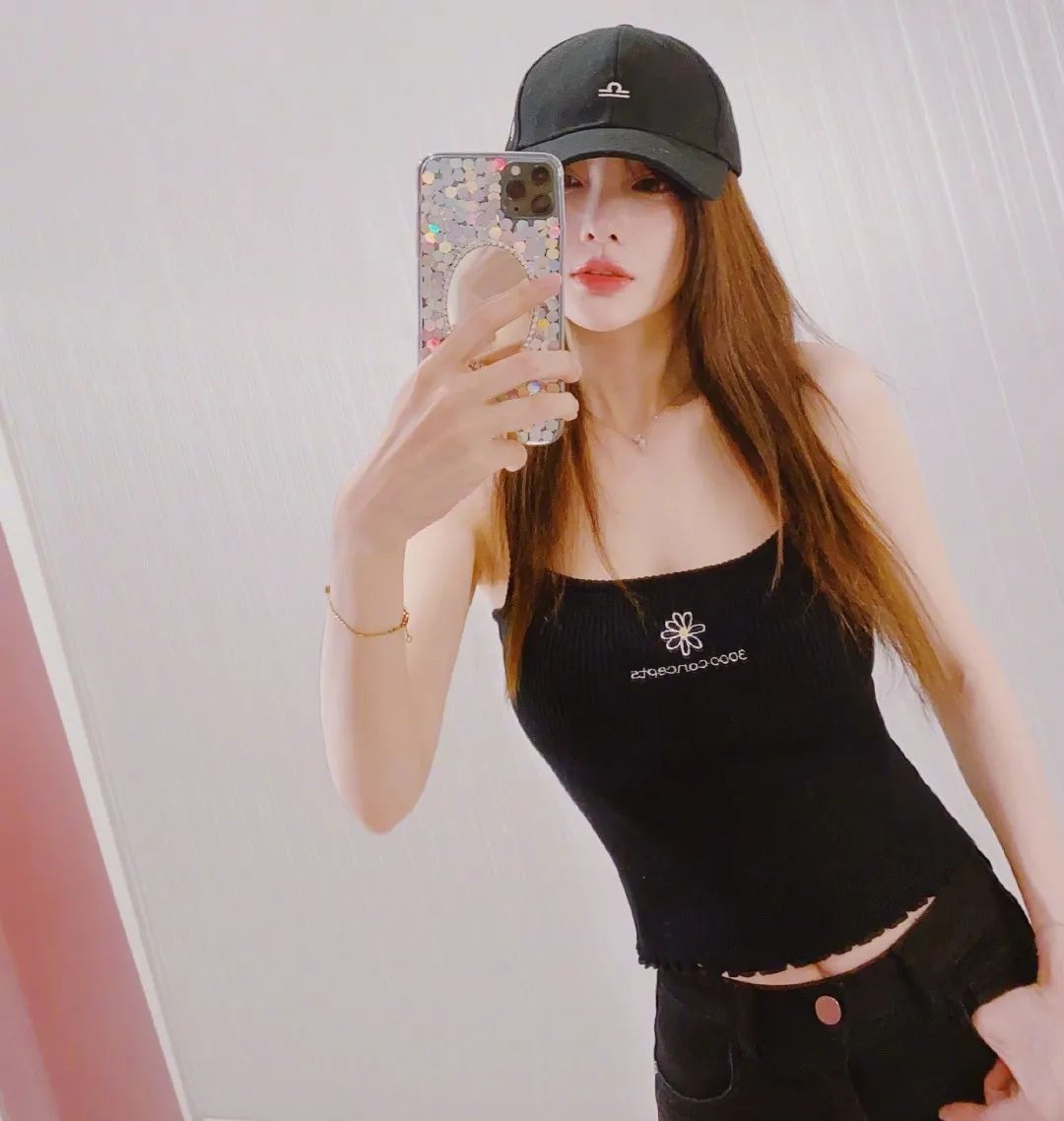 [李小璐]从影后到网红，李小璐是亲手毁掉了自己的名气